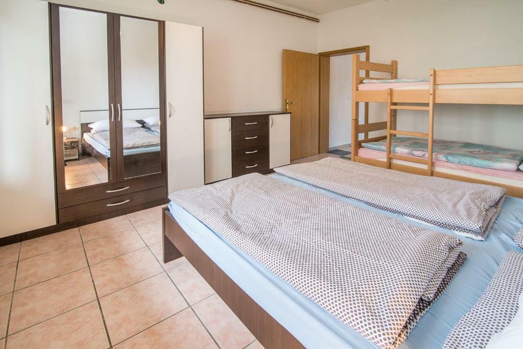 Beljan Apartments クルク エクステリア 写真